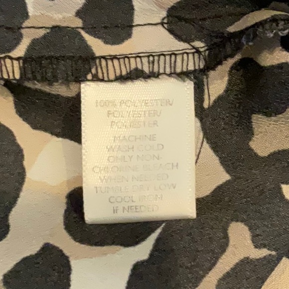 LOFT Animal Print Top - Picture 6 of 6